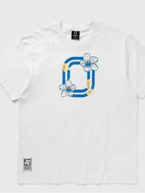 Once Worn OVERTIME Paradise white tee!